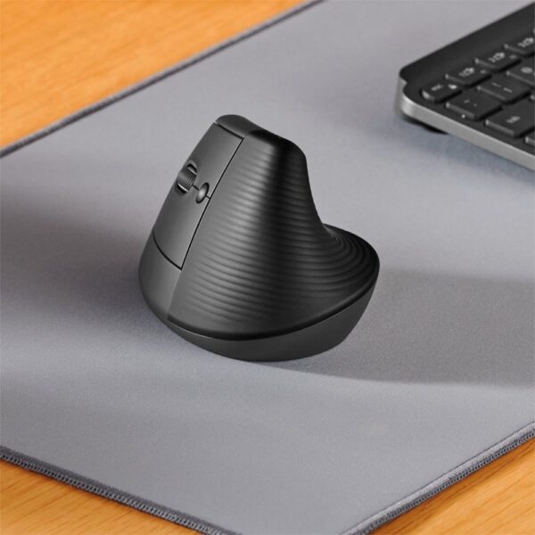 Logitech Lift | Ergonomische Draadloze Muis | Linkshandig | RF + Bluetooth | 4000 DPI | Grafiet