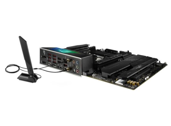 ASUS ROG STRIX X670E-F GAMING WIFI | Socket AM5 | AMD X670 | 4xDDR5 | ATX | Moederbord