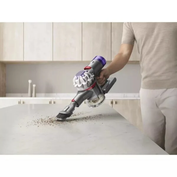 Dyson V8 Advanced